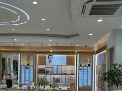 -精益眼镜(广埠屯店)
