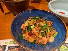 -老滇山寨•云南特色菜•地方菜•民族风情歌舞表演(金碧店)