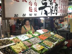 -六合夜市