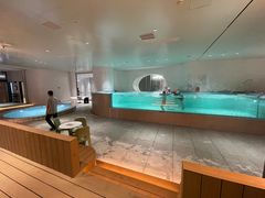 -涨巢·潮玩水疗局