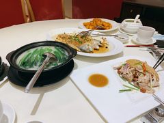 -凤凰楼酒家·粤宴点心(华强北店)