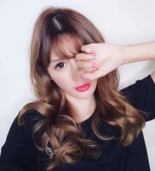 -i Style潮牌美发沙龙