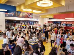 -乐高品牌旗舰店(人民广场店)
