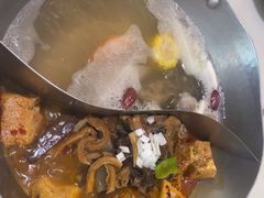 -左庭右院鲜牛肉火锅(浦江欢乐颂店)