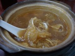 招牌花胶海参煲仔翅-添發碗仔翅美食
