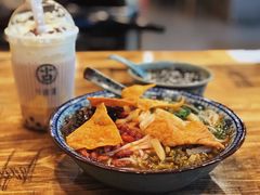 -柳石居柳州螺蛳粉(万达店)