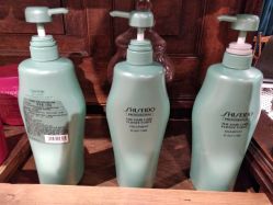 -TWOFACE 双面理发馆