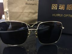 -回瑞眼镜·蔡司·依视路官方授权店(广益路万达店)