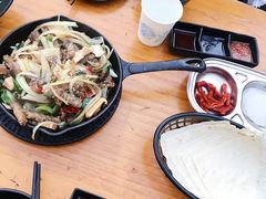 烤牛肉卷饼-首尔大排档