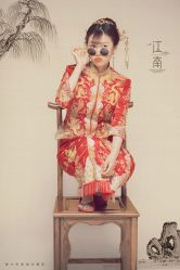 -雪中彩影婚纱摄影·微光艺术中心