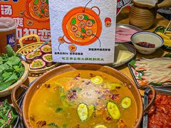 -洱火云南酸菜牛肉火锅(石景山当代商城店)