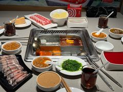 -海底捞火锅(宝龙广场夜宵主题店)