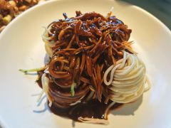 鸡丝凉面-初蓉丨遇见新川菜(亲贤街荣耀店)