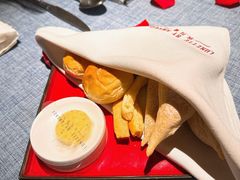 -弦月窗LUNETTE BY AMANDA(复兴路店)