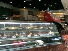 -85度C(生甜甜圈研究工坊·上海平凉店)