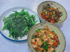 油渣菜心-湖南乡情湘菜馆(罗湖店)