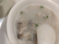 -新大咀港式茶餐厅(宝山万达店)