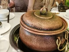 -菌海森林·非遗野生菌火锅(西山区滇池路摩根道店)