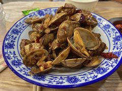 -江城燕子大排档(江汉路步行街店)