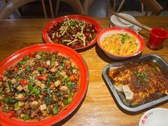 -兔槽江湖菜·重庆璧山兔(水围店)