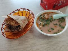 -洪峰浩老北京烧饼夹肉(角门路店)