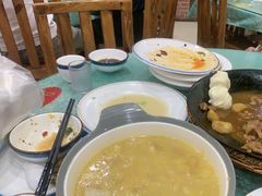 -鹤乡东北菜(崮山路店)