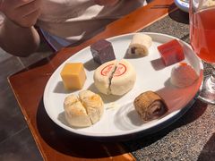 京范儿锦绣八件-真地道京味府·鲜橙烤鸭·北京菜(朝外大街东大桥店)