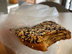 -Dough&Joe团憩(瑞虹天地月亮湾店)