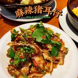逛街闻到味道找过来的无敌好吃啫啫煲！😌