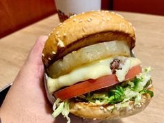 -The Habit Burger Grill 哈比特汉堡(复兴soho店)