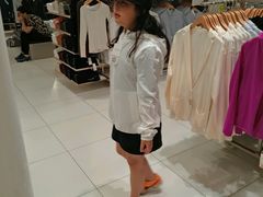 -优衣库(南京建邺万达广场店)