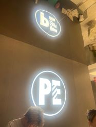 -PE SALON