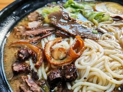 -花溪巷牛肉粉(泉城路店)