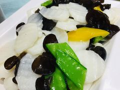 -赶海部落海鲜城(海阳路店)