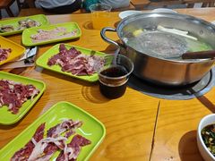 -养牛邓·潮汕牛肉海鲜自助火锅(广州店)