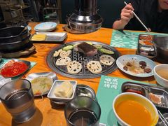 -唯成•韩国炭火烤肉 유성고기