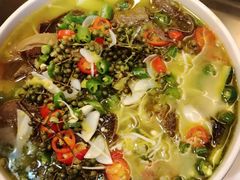 -鲁班小馆(政四街店)