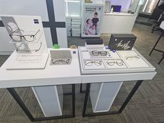 -浮光眼镜·蔡司视觉合作·数字验配中心(陆家嘴店)