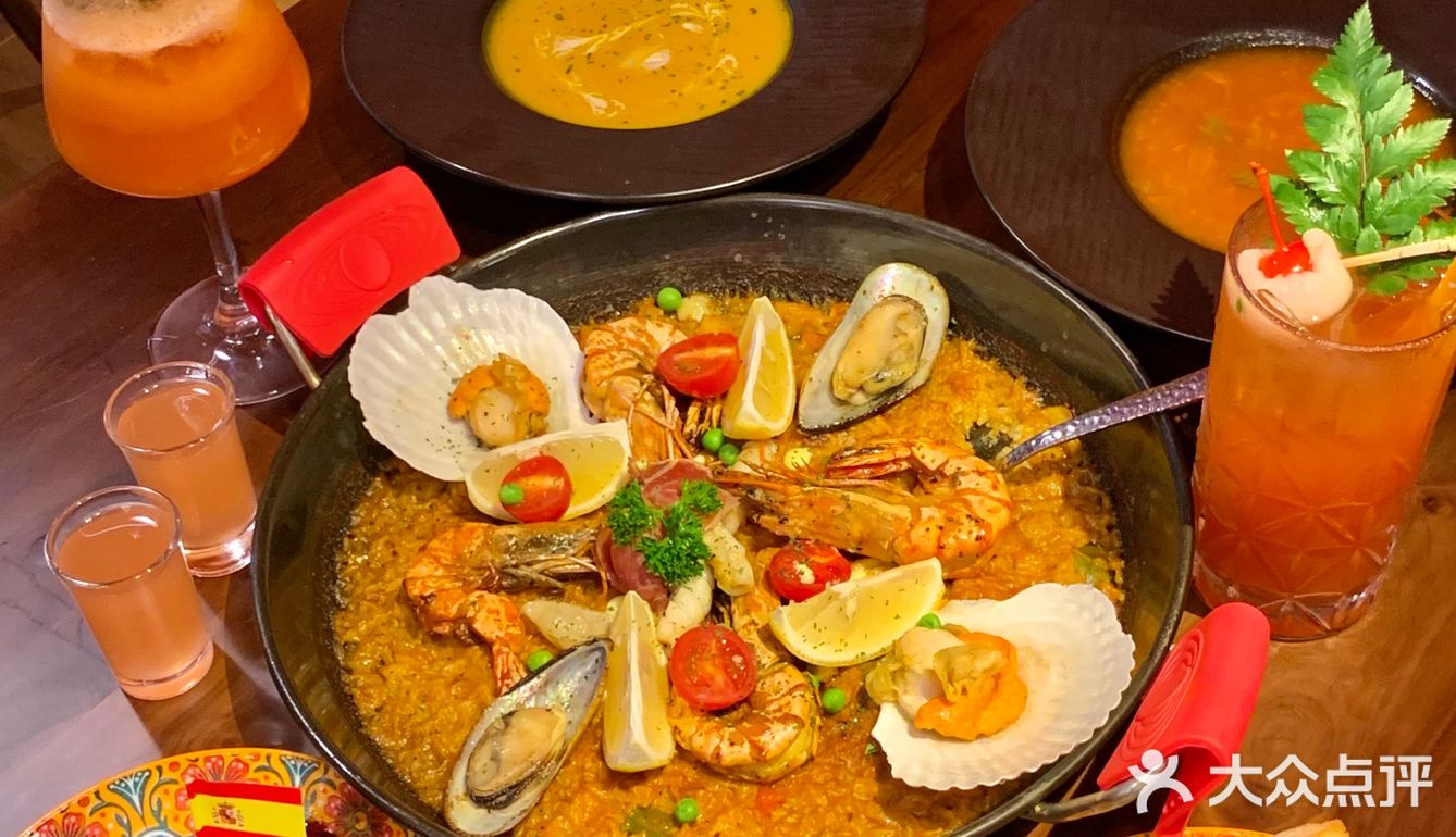 来罍街怎么能不吃顿漂亮饭呢？