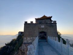 -辛安庄鸡鸣山景区