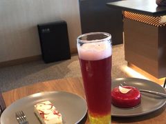 -星巴克臻选(上海合生汇1F店)