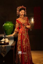 点击看大图 -艾拉·女王婚纱礼服馆