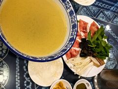 -桥香园云南过桥米线(金马碧鸡店)