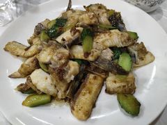 生炒鱼头-广迎居老正兴菜馆