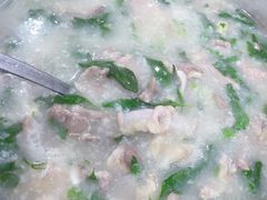 -标记美食新鲜猪杂(兴南大道店)