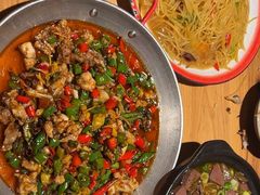 -泥糊破店小酒馆·团建聚餐(南京西路店)