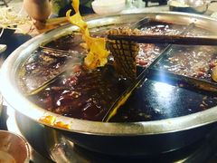 -邓莽子老火锅(中兴路总店)