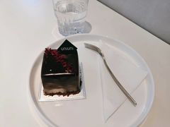 覆盆子黑森林-UNI UNI(环亚凯瑟琳店)