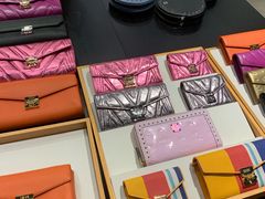 -MCM(比斯特上海购物村店)