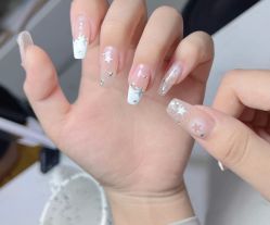 -爱纶美·美甲美睫半永久